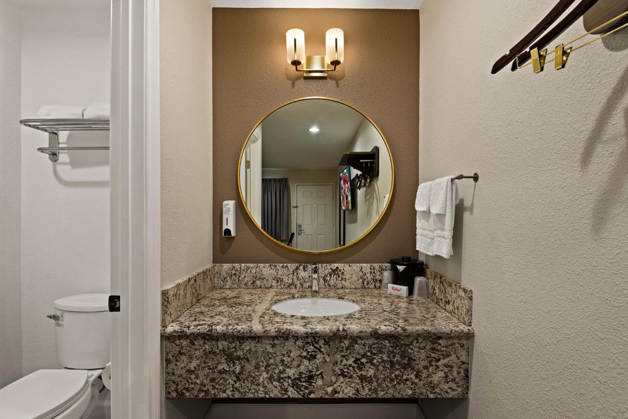 Red Roof Inn Carson - Wilmington, Ca ลอสแอนเจลิส ภายนอก รูปภาพ