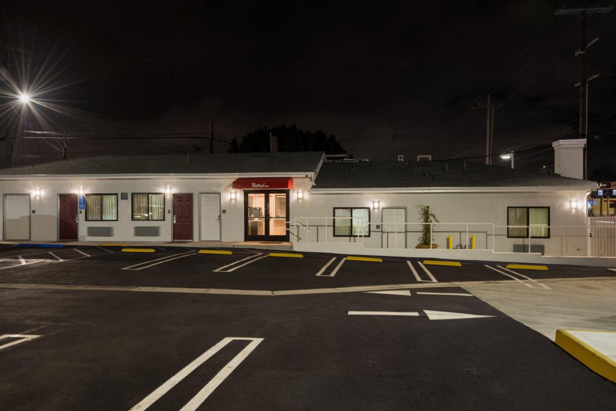Red Roof Inn Carson - Wilmington, Ca ลอสแอนเจลิส ภายนอก รูปภาพ