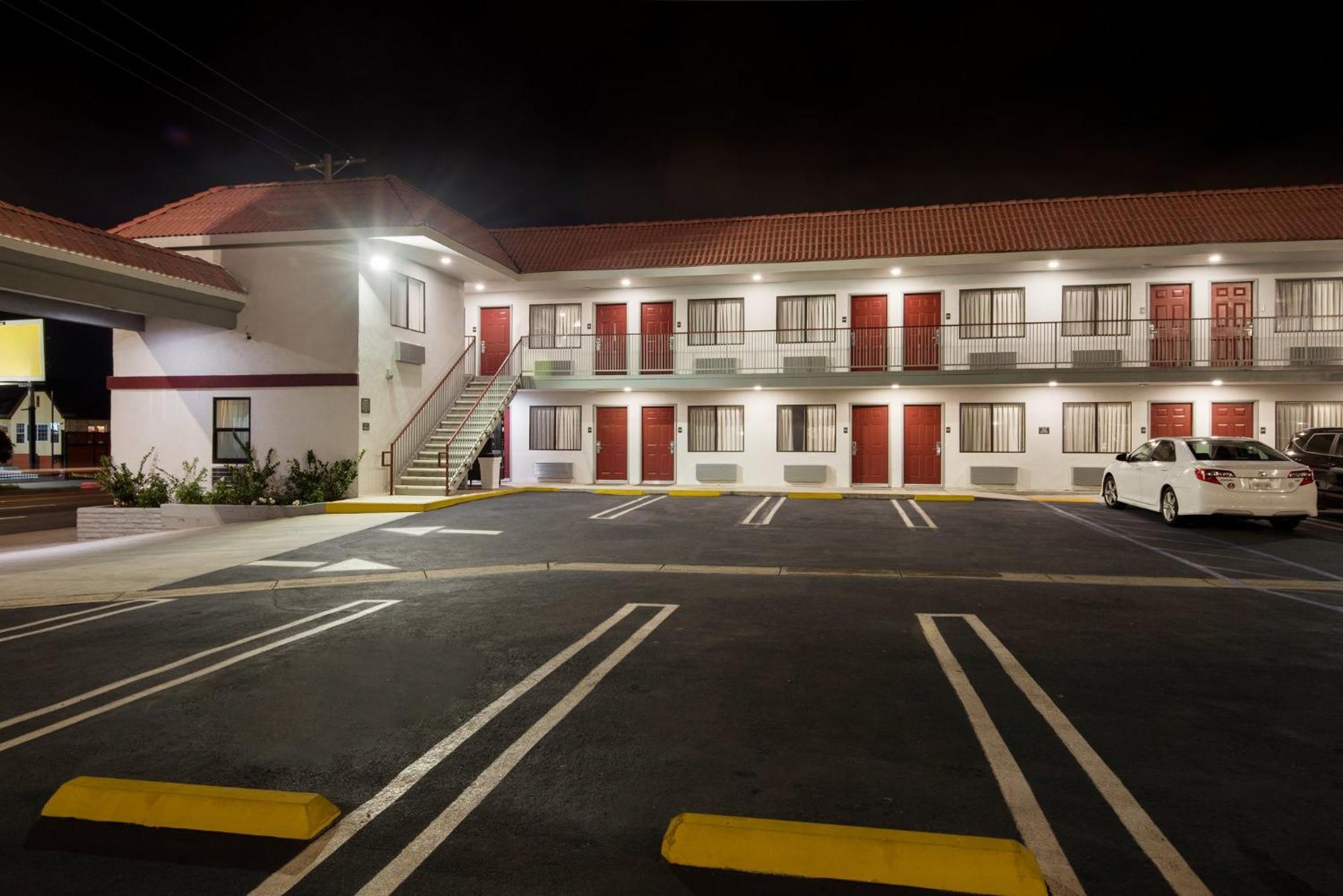 Red Roof Inn Carson - Wilmington, Ca ลอสแอนเจลิส ภายนอก รูปภาพ