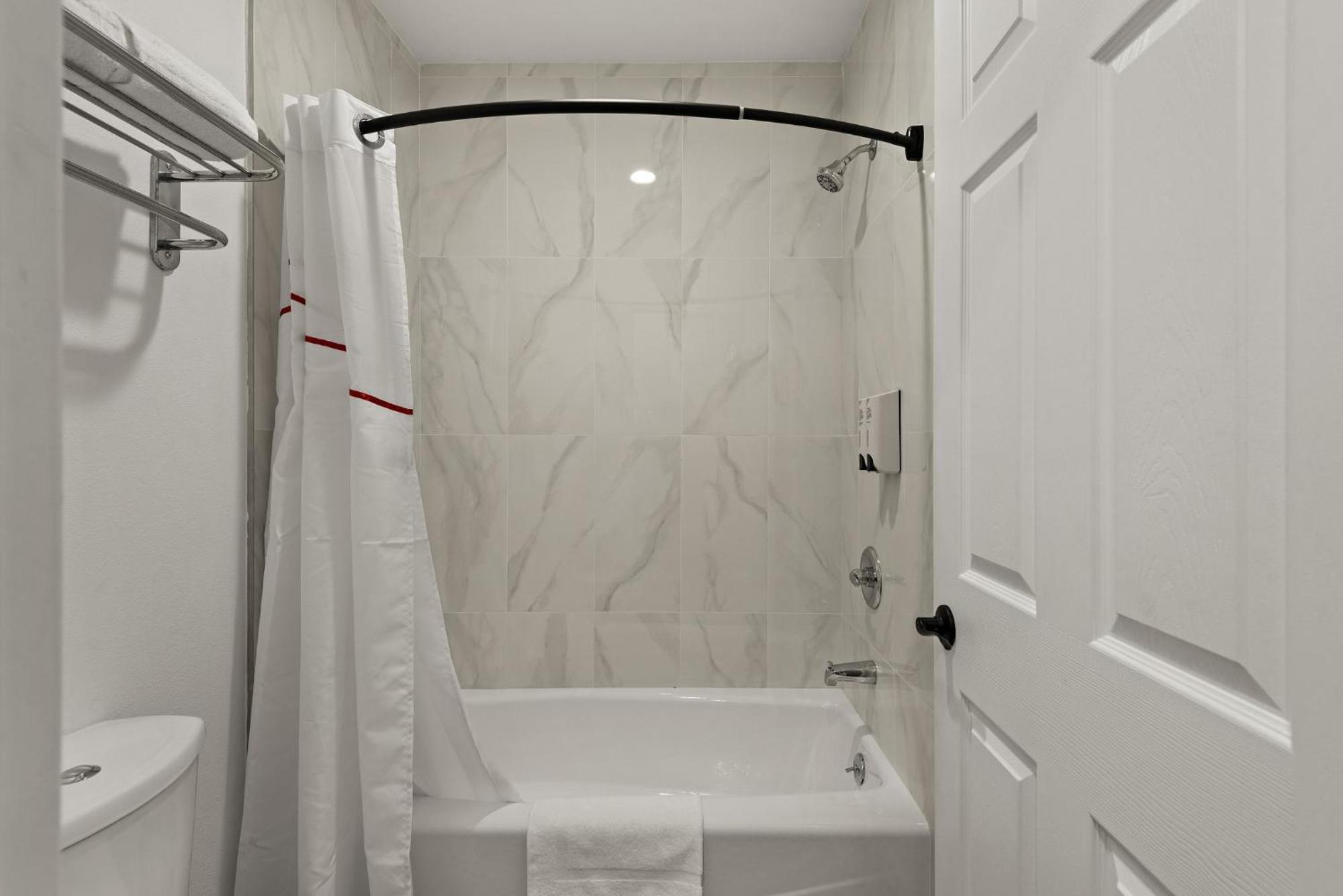 Red Roof Inn Carson - Wilmington, Ca ลอสแอนเจลิส ภายนอก รูปภาพ