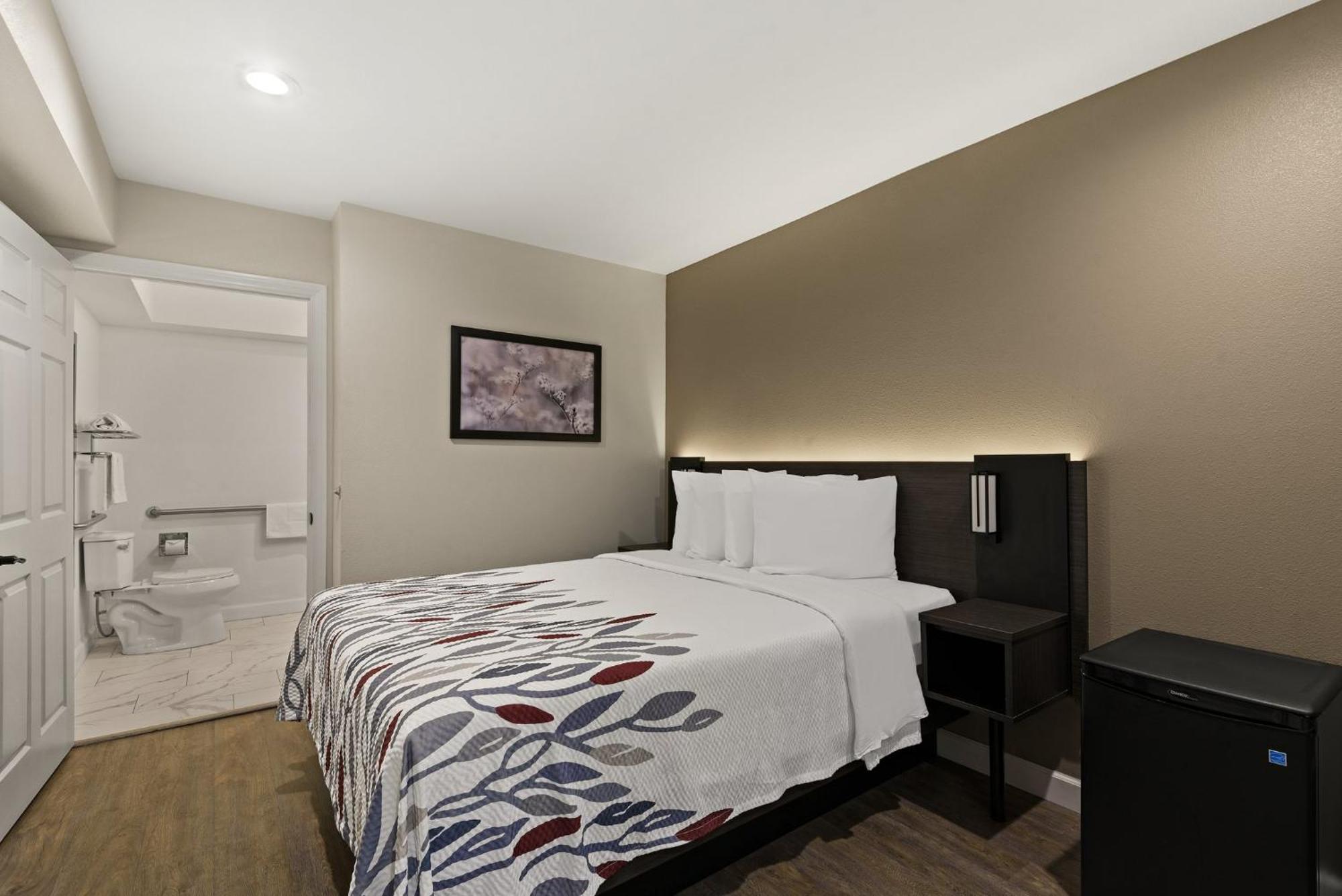 Red Roof Inn Carson - Wilmington, Ca ลอสแอนเจลิส ภายนอก รูปภาพ