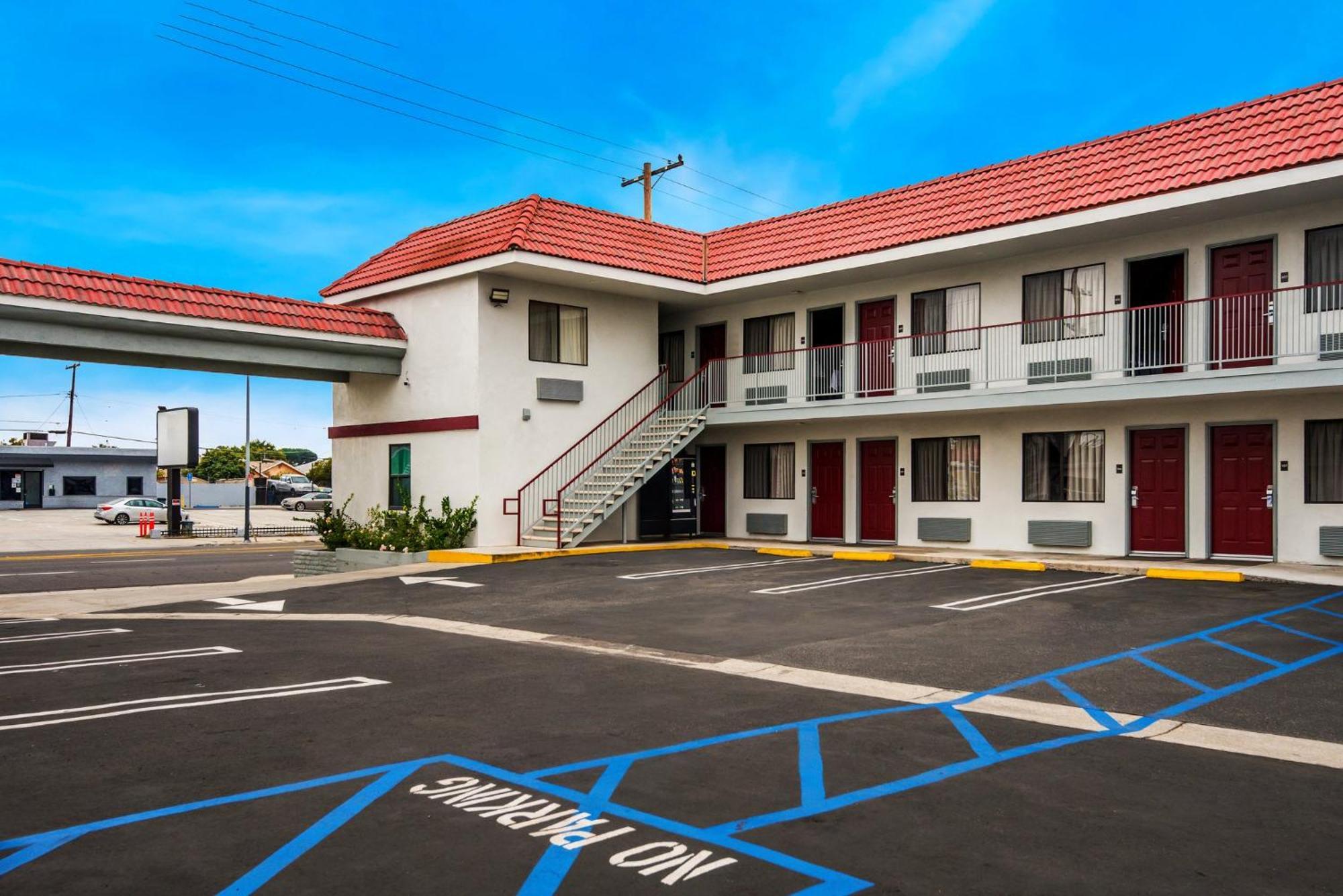 Red Roof Inn Carson - Wilmington, Ca ลอสแอนเจลิส ภายนอก รูปภาพ